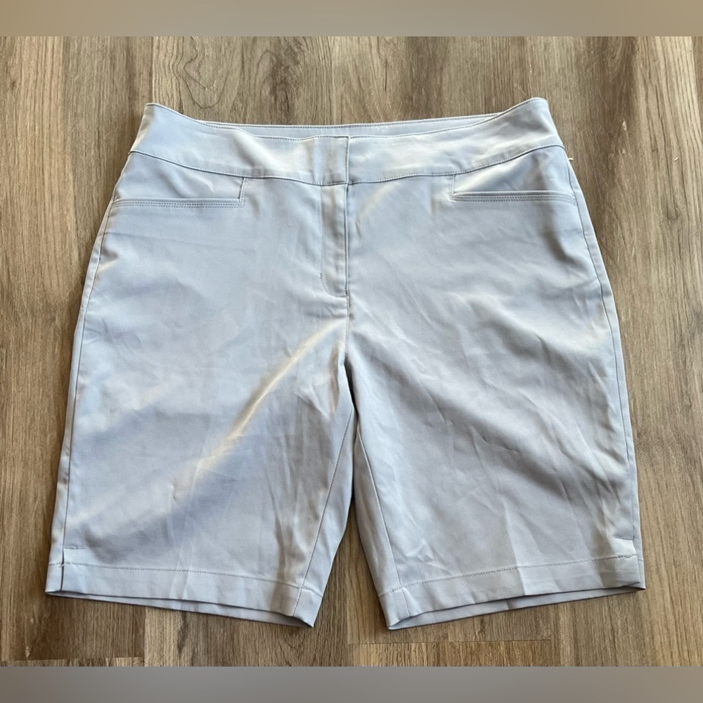 Women's PGA Tour Gray Performance Shorts